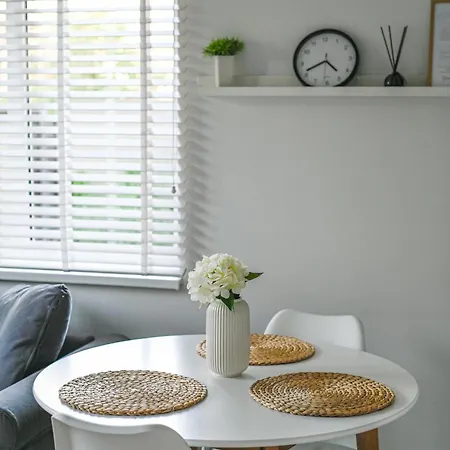 Oakwood Park Apartment