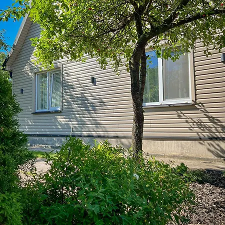 Oakwood Park Apartment